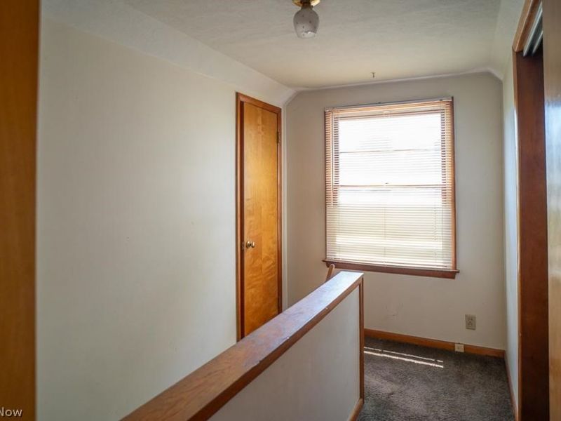 1853 Evergreen Avenue, Akron, OH 44301 Photo 17
