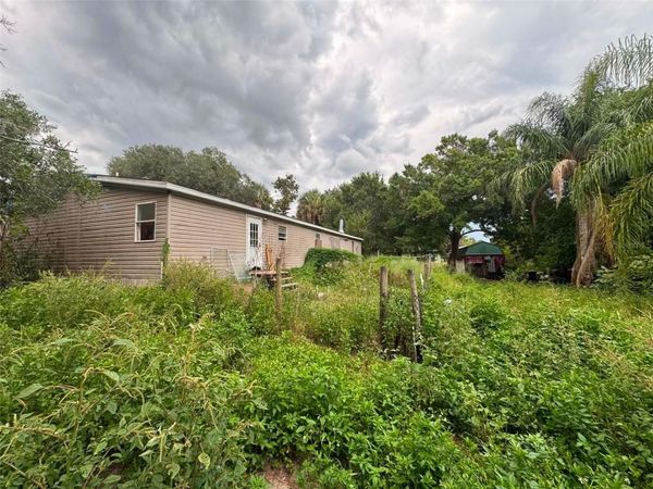 6702 NE 1ST STREET , OKEECHOBEE, FL 34974