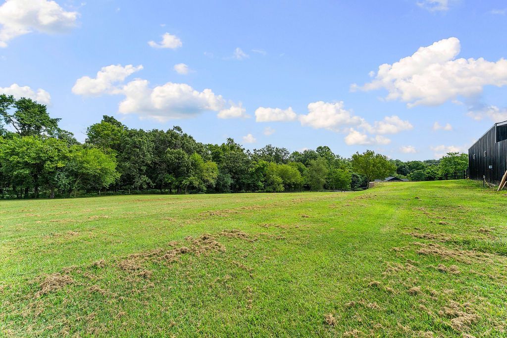 410 NW Cowan NW Cowan Avenue, Gentry, AR 72734 Main Photo