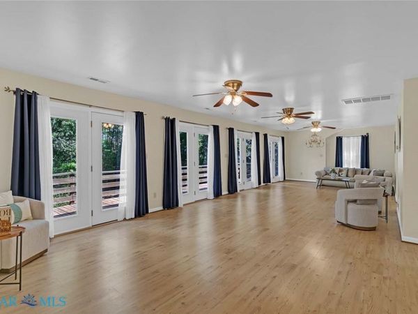 423 Kings Landing Road, Onemo, VA 23130