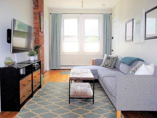 246 Cypress St, Unit 1, Brookline, MA 02445