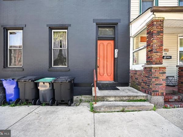 326 W BROAD STREET , TAMAQUA, PA 18252