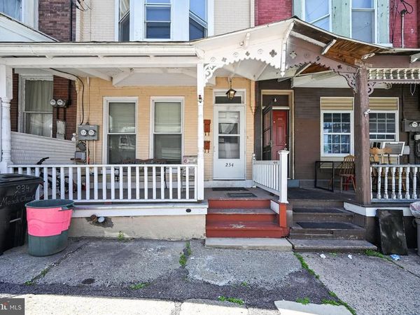 234 E MAUCH CHUNK STREET , TAMAQUA, PA 18252