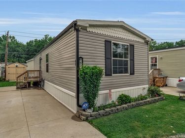 2296 Union Road , Unit 63, Buffalo, NY 14227