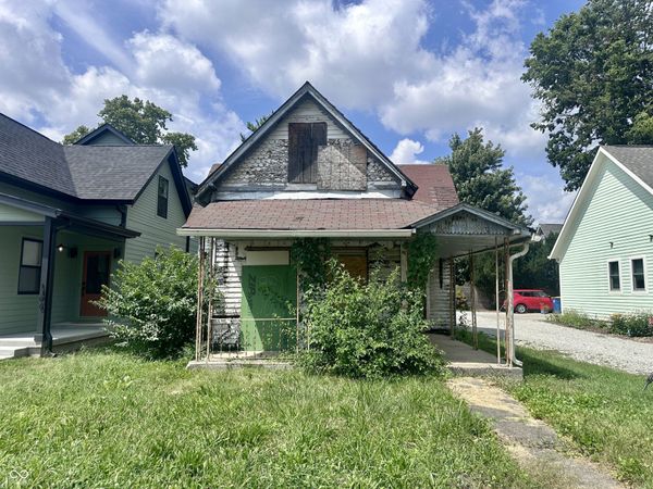 1310 E Saint Clair Street , Indianapolis, IN 46202
