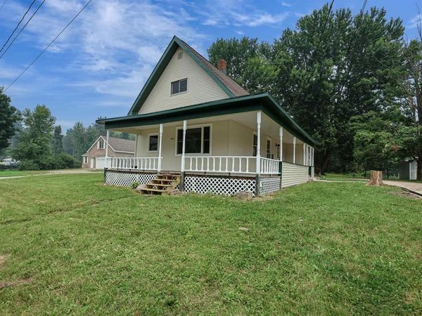 N4810 COUNTY ROAD B, New London, WI 54916