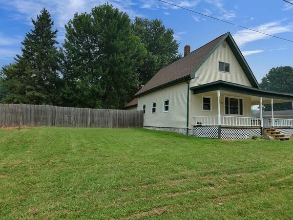 N4810 COUNTY ROAD B, New London, WI 54916