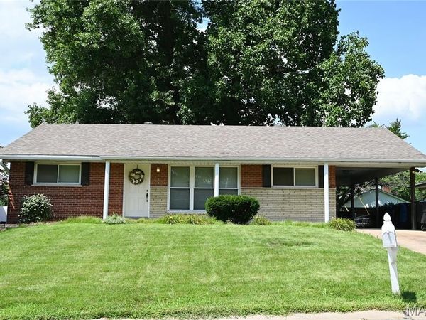751 Peal Drive, Unincorporated, MO 63125