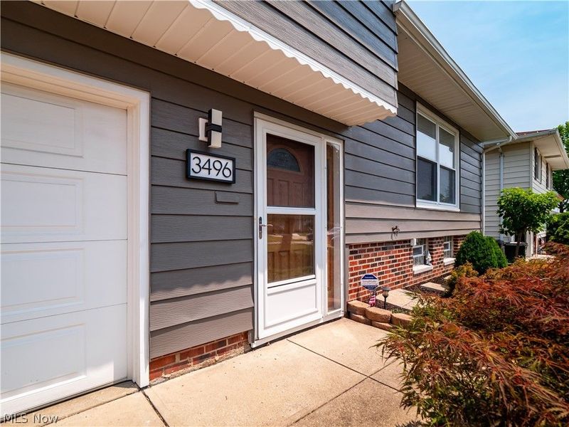 3496 Hetzel Drive, Parma, OH 44134 Photo 3