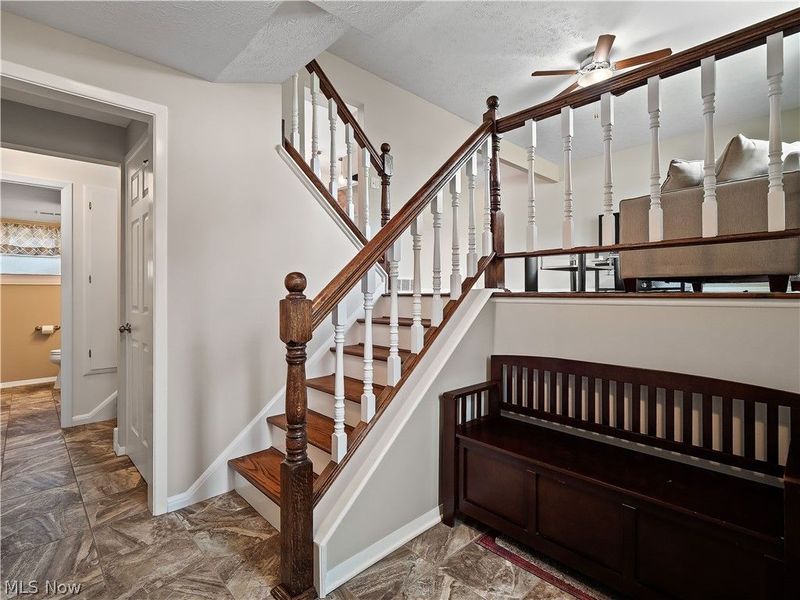 3496 Hetzel Drive, Parma, OH 44134 Photo 5