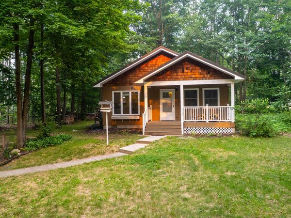 7462 N M 33, Cheboygan, MI 49721