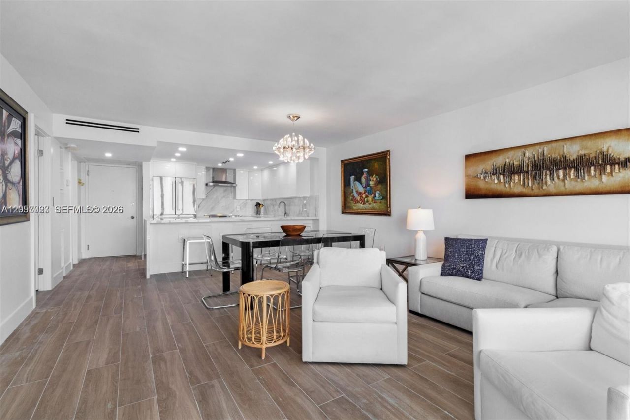 5701 Collins Ave , Unit 1707, Miami Beach, FL 33140 Photo