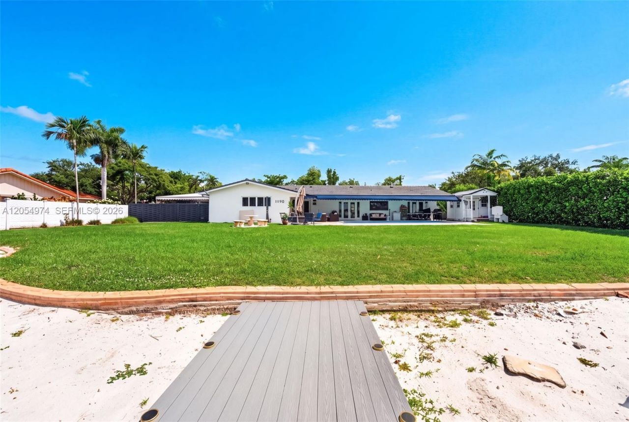 9440 SW 136th St , Miami, FL 33176 Photo
