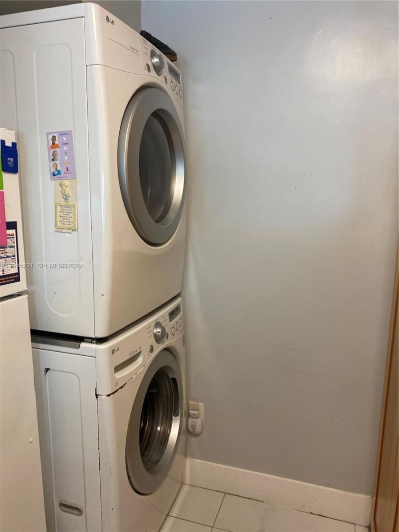 2570 W 67th Pl , Unit 12-2, Hialeah, FL 33016 Photo