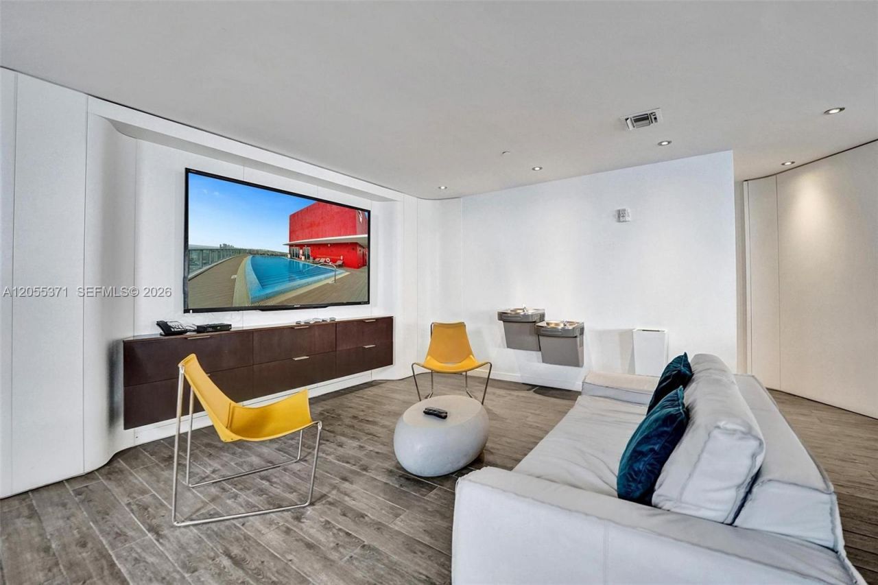2600 E Hallandale Beach Blvd , Unit T1902, Hallandale Beach, FL 33009 Photo