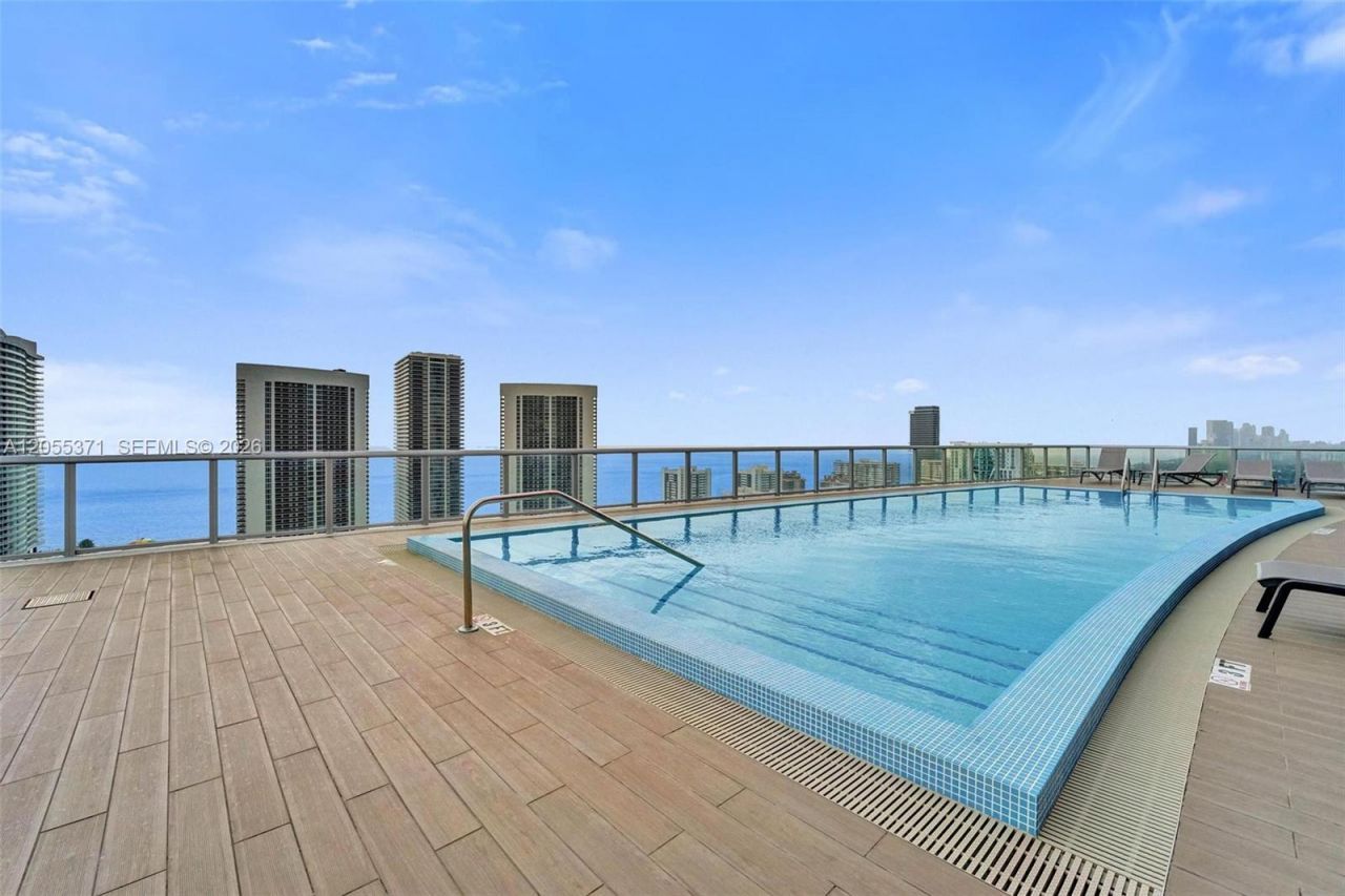 2600 E Hallandale Beach Blvd , Unit T1902, Hallandale Beach, FL 33009 Photo