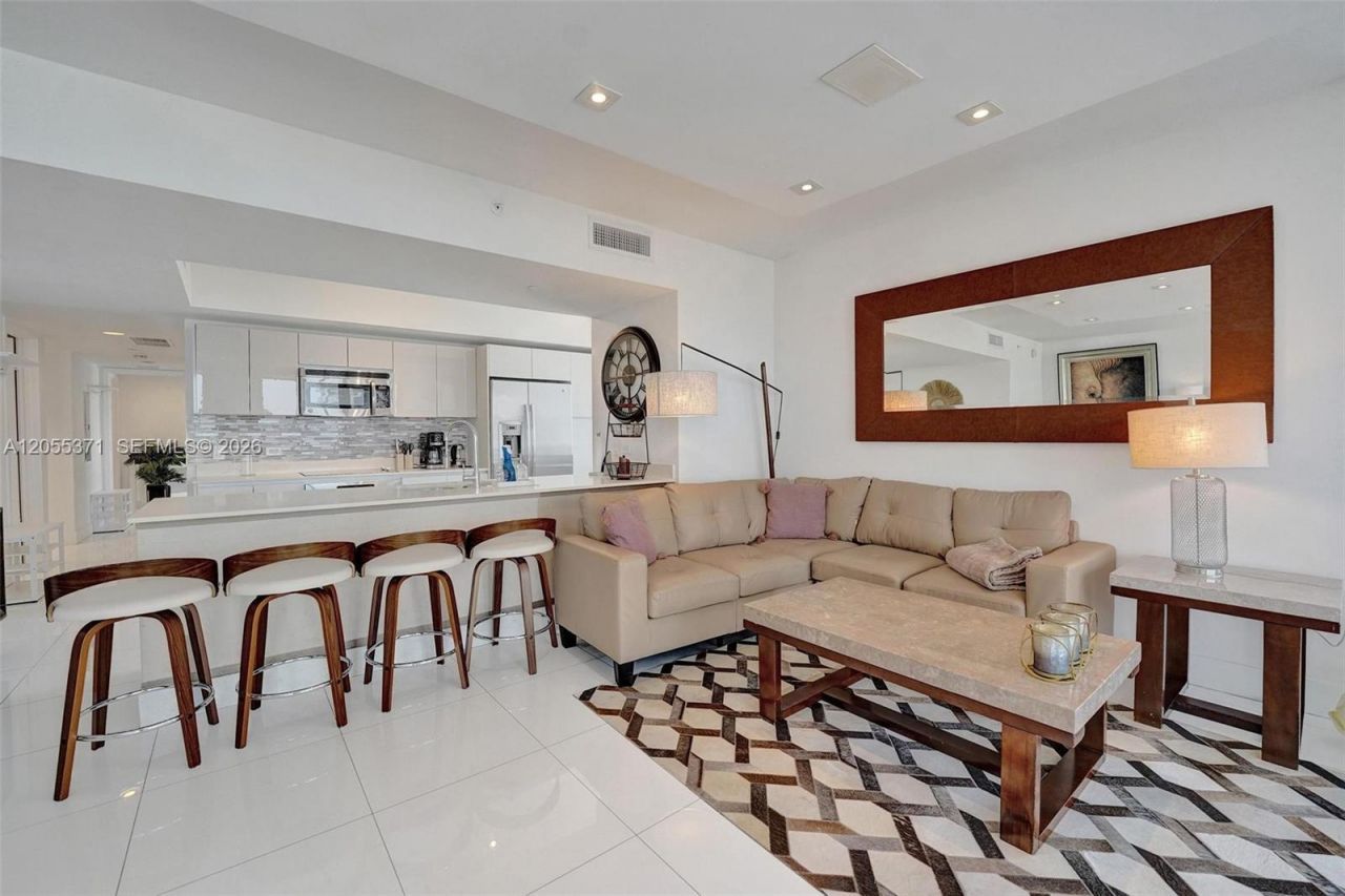 2600 E Hallandale Beach Blvd , Unit T1902, Hallandale Beach, FL 33009 Photo