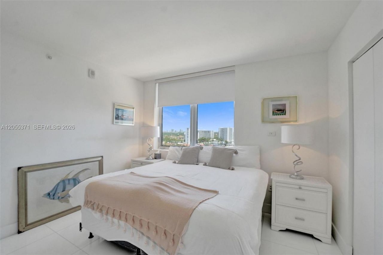 2600 E Hallandale Beach Blvd , Unit T1902, Hallandale Beach, FL 33009 Photo