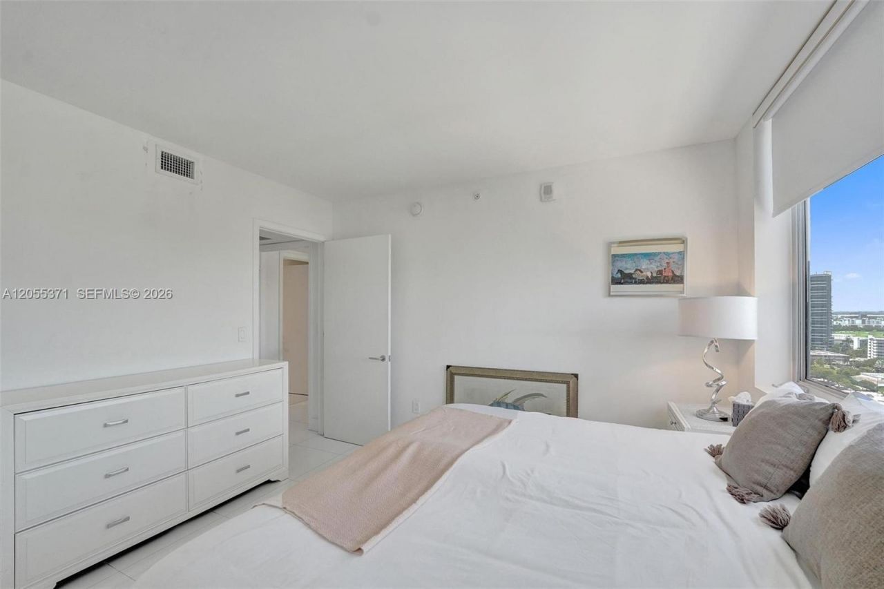 2600 E Hallandale Beach Blvd , Unit T1902, Hallandale Beach, FL 33009 Photo