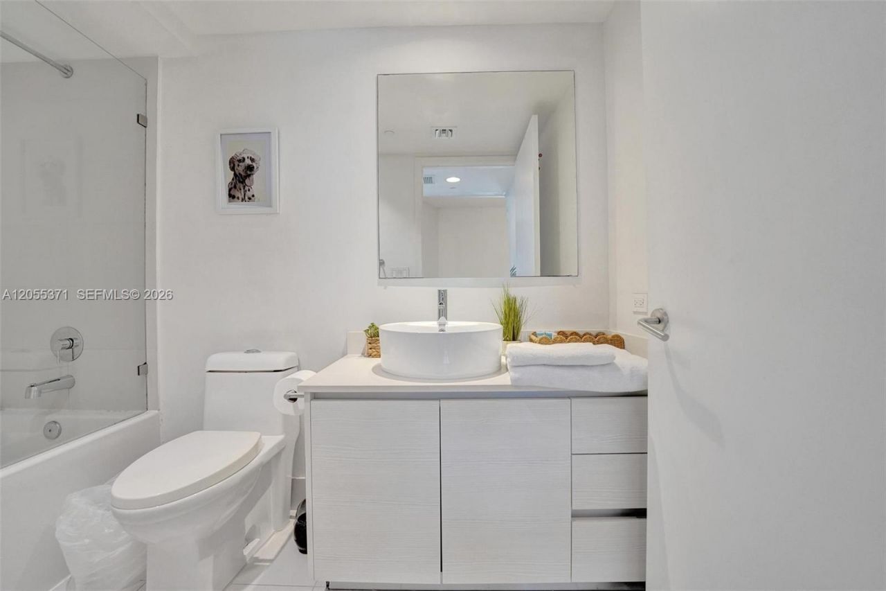 2600 E Hallandale Beach Blvd , Unit T1902, Hallandale Beach, FL 33009 Photo