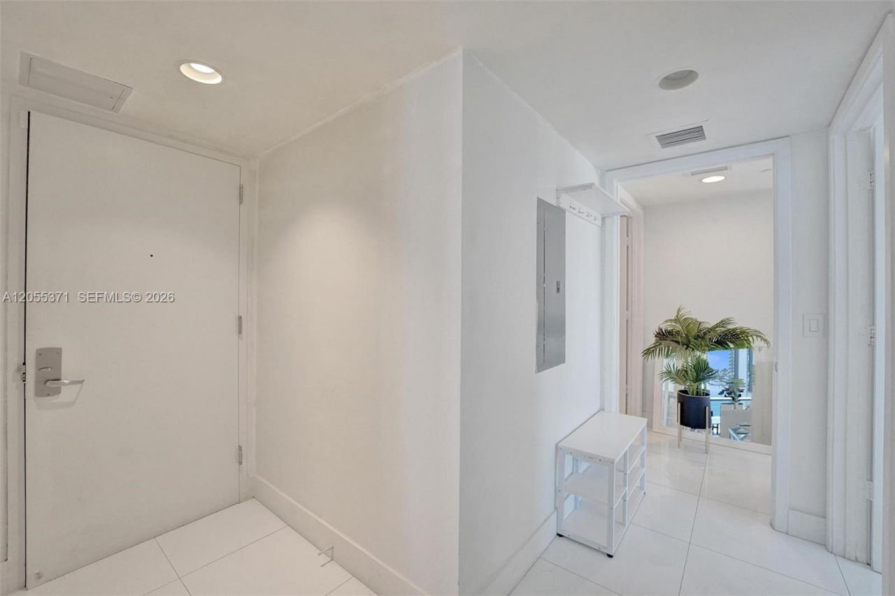 2600 E Hallandale Beach Blvd , Unit T1902, Hallandale Beach, FL 33009 Photo
