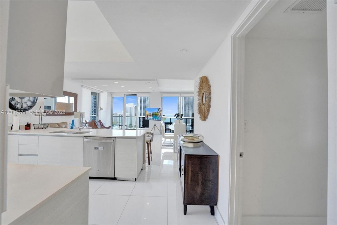 2600 E Hallandale Beach Blvd , Unit T1902, Hallandale Beach, FL 33009 Photo
