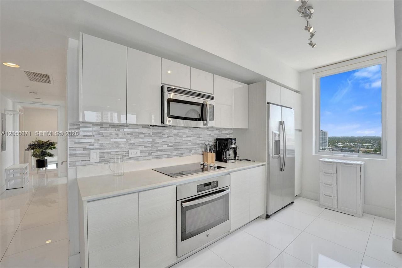 2600 E Hallandale Beach Blvd , Unit T1902, Hallandale Beach, FL 33009 Photo