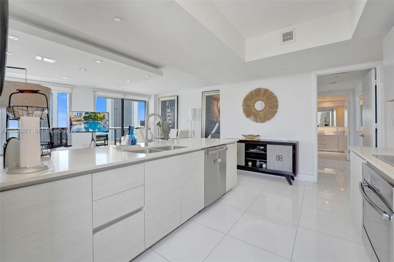 2600 E Hallandale Beach Blvd , Unit T1902, Hallandale Beach, FL 33009 Photo