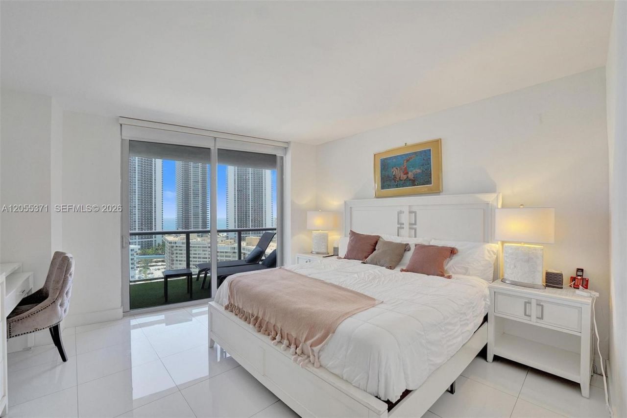 2600 E Hallandale Beach Blvd , Unit T1902, Hallandale Beach, FL 33009 Photo