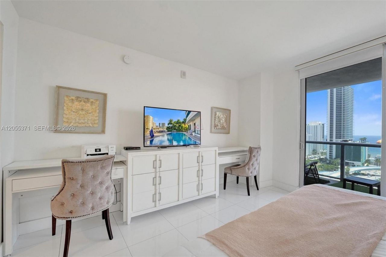 2600 E Hallandale Beach Blvd , Unit T1902, Hallandale Beach, FL 33009 Photo