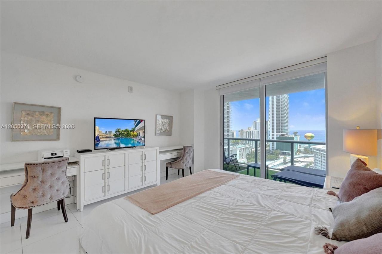2600 E Hallandale Beach Blvd , Unit T1902, Hallandale Beach, FL 33009 Photo