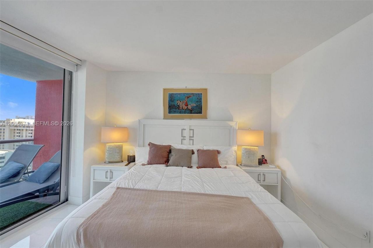 2600 E Hallandale Beach Blvd , Unit T1902, Hallandale Beach, FL 33009 Photo