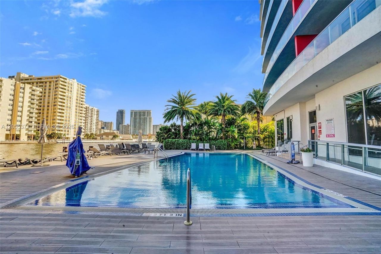 2600 E Hallandale Beach Blvd , Unit T1902, Hallandale Beach, FL 33009 Photo