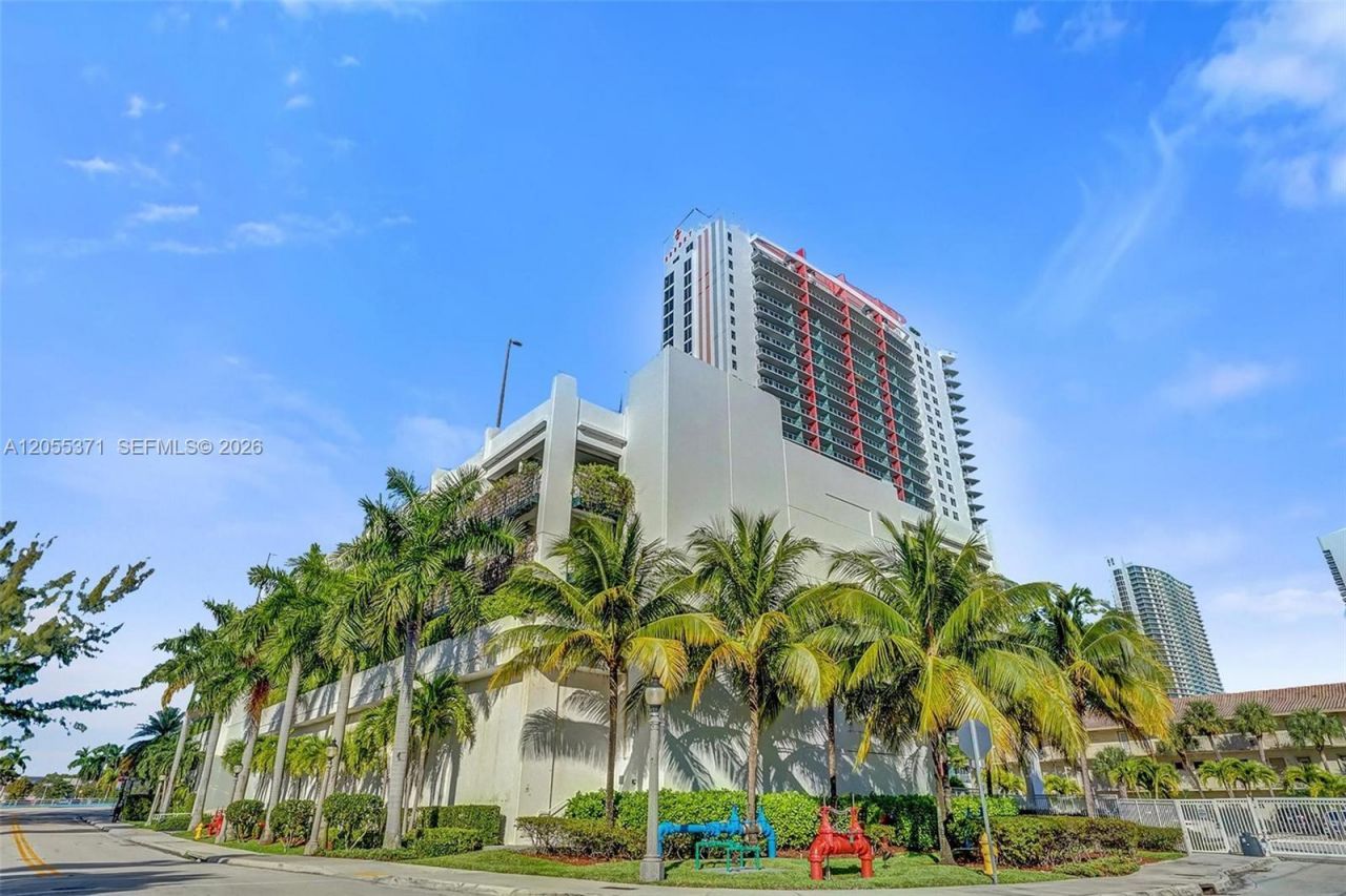 2600 E Hallandale Beach Blvd , Unit T1902, Hallandale Beach, FL 33009 Photo