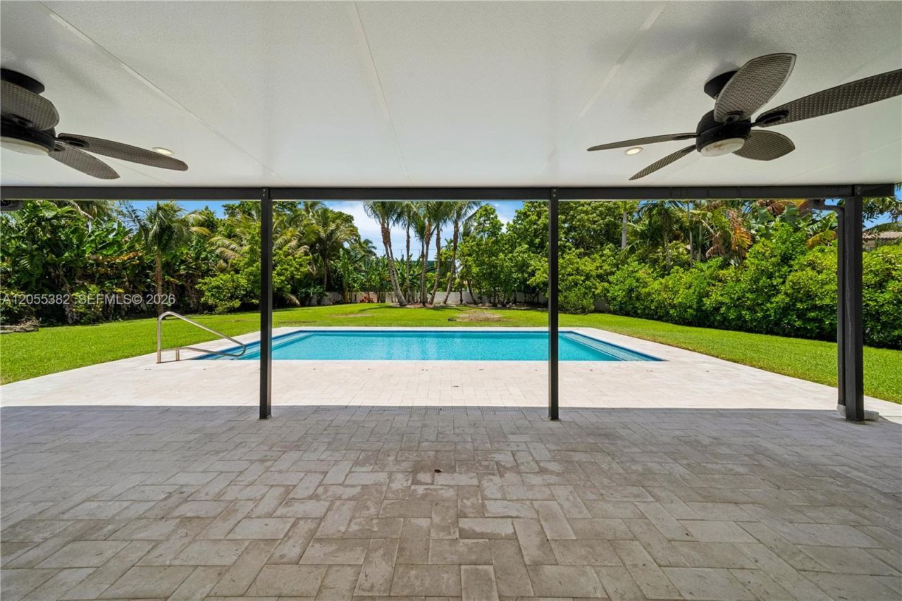 220 NW 130th Ave, Miami, FL 33182 Photo