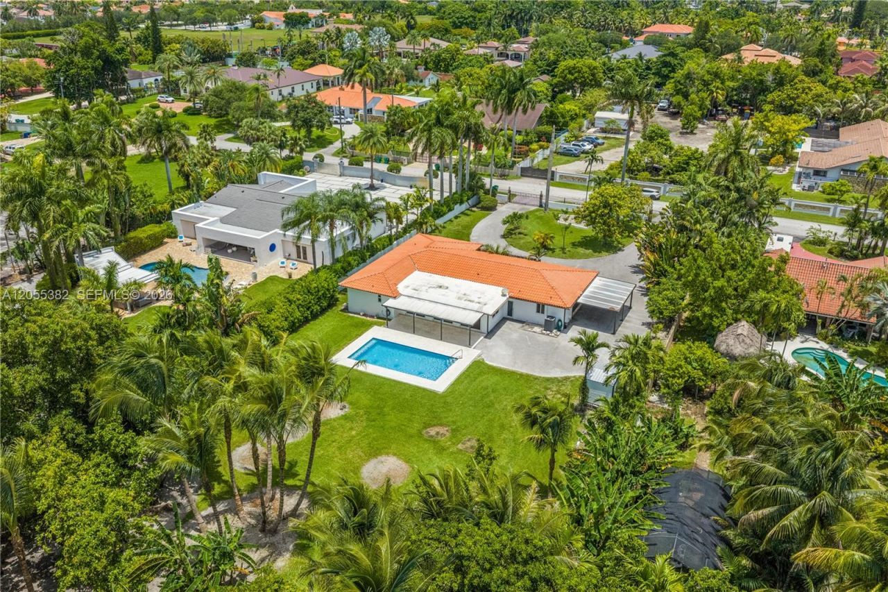220 NW 130th Ave, Miami, FL 33182 Photo