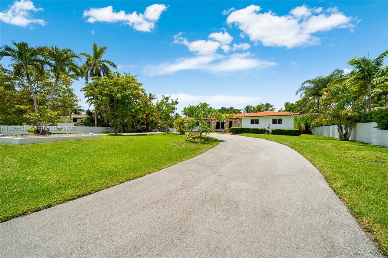 220 NW 130th Ave, Miami, FL 33182 Photo