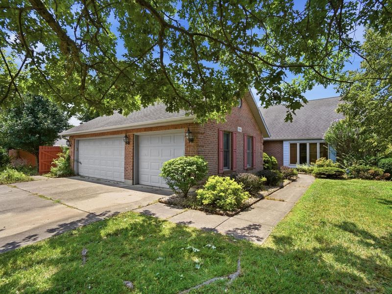 806 Claymore Court, Tipp City, OH 45371 Photo 1