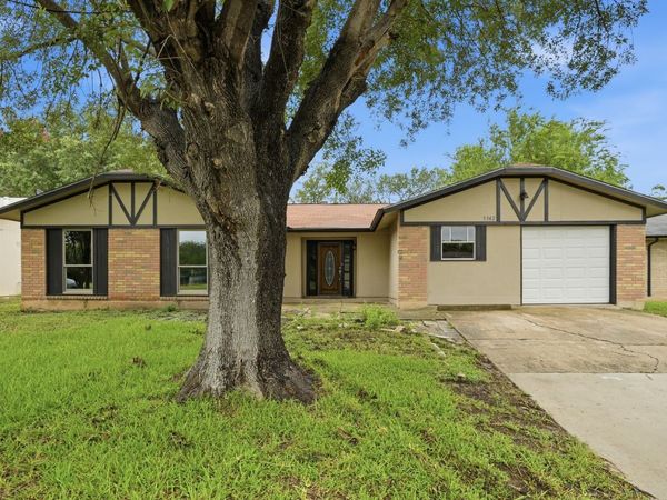5342 BINZ ENGLEMAN RD, Kirby, TX 78219