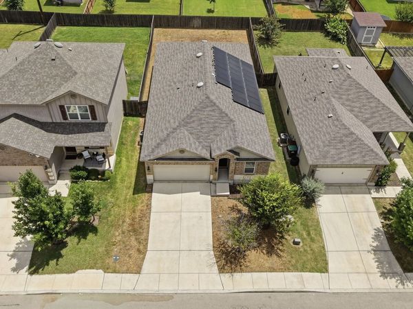 4614 HEATHERS CROSS, St Hedwig, TX 78152