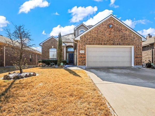 13229 Larks View Point, Fort Worth, TX 76244