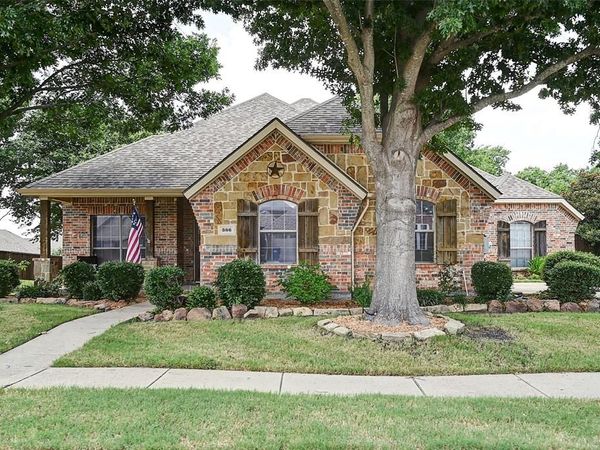 386 Phillips Court, Fate, TX 75087