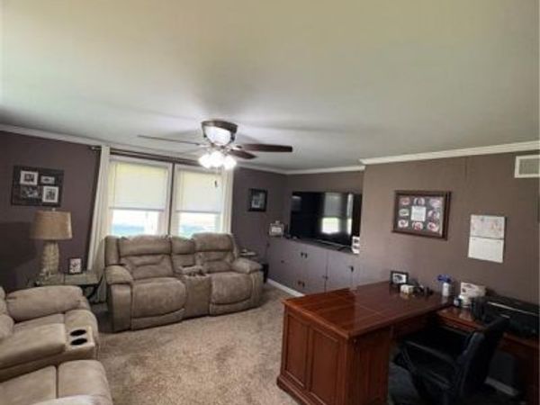 1309 S 35 Street, St Joseph, MO 64507
