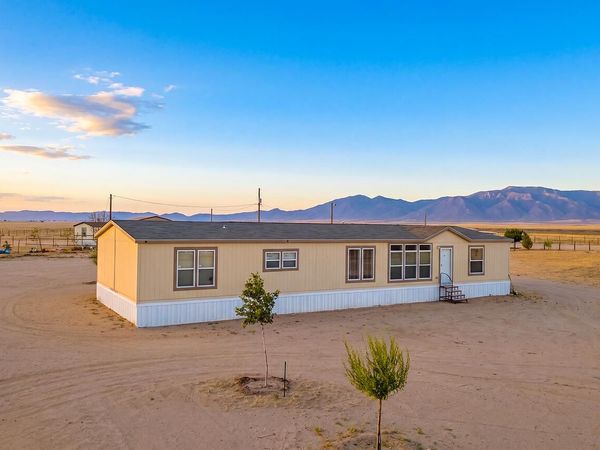 3 San Pasquale Avenue, Los Lunas, NM 87031