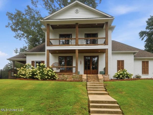 100 Pine Ridge Drive, Canton, MS 39046