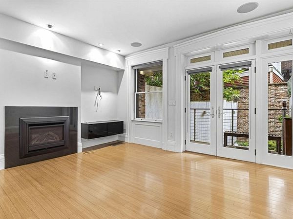11 Fayette, Unit 1, Boston, MA 02116