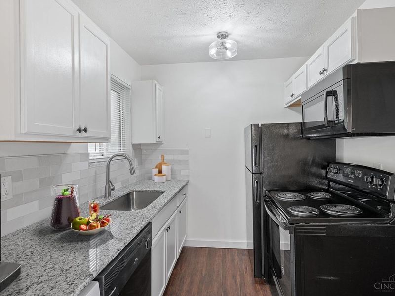 2636 Stanton Avenue, Cincinnati, OH 45206 Photo 4
