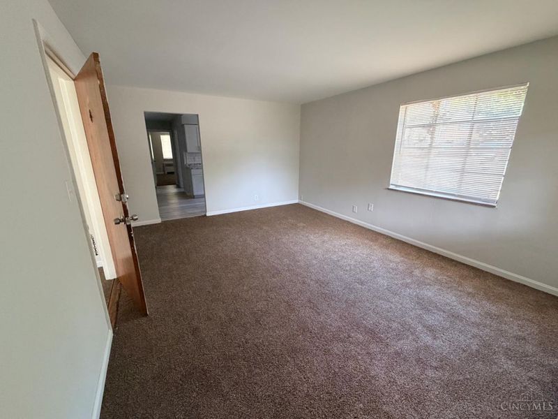 5855 Lathrop Place, Cincinnati, OH 45224 Photo 2