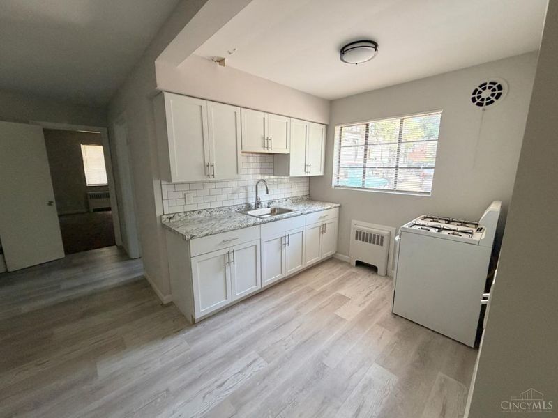 5855 Lathrop Place, Cincinnati, OH 45224 Photo 4