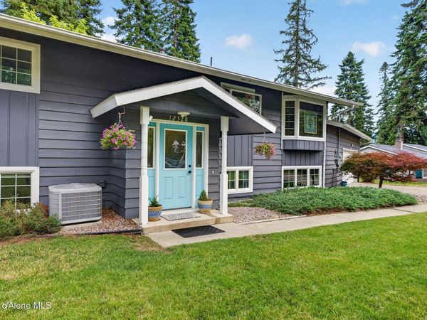 12328 N Kensington AVE , Hayden, ID 83835